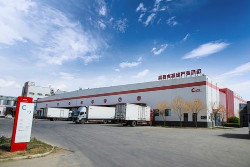 东风养殖携手象手品牌，博宇佳业共推“填鸭”预制菜新品，三新展引领行业升级